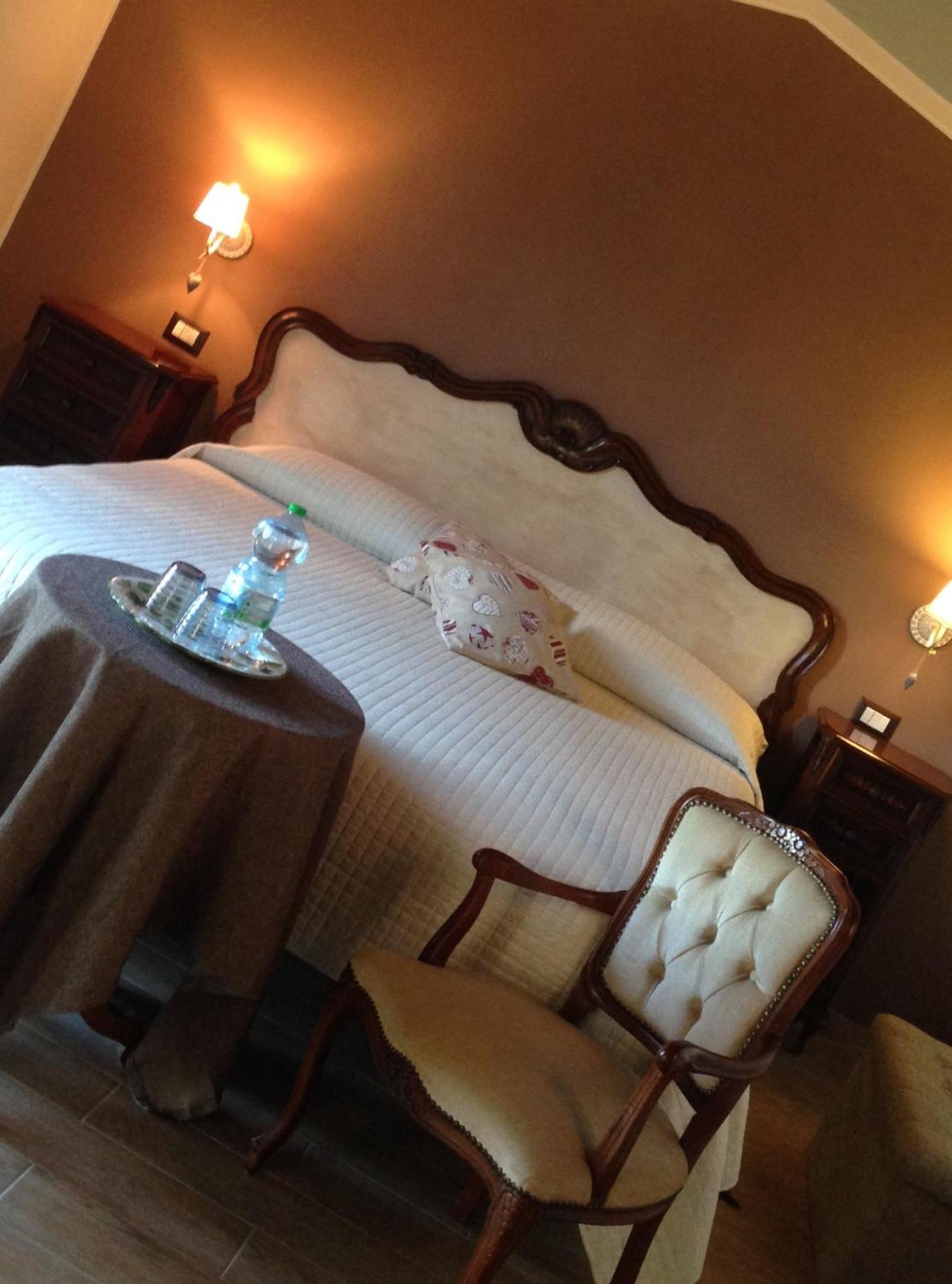 Le Ghiande Guest House สเปลโล ภายนอก รูปภาพ