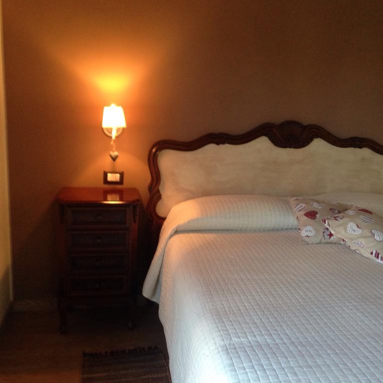 Le Ghiande Guest House สเปลโล ภายนอก รูปภาพ
